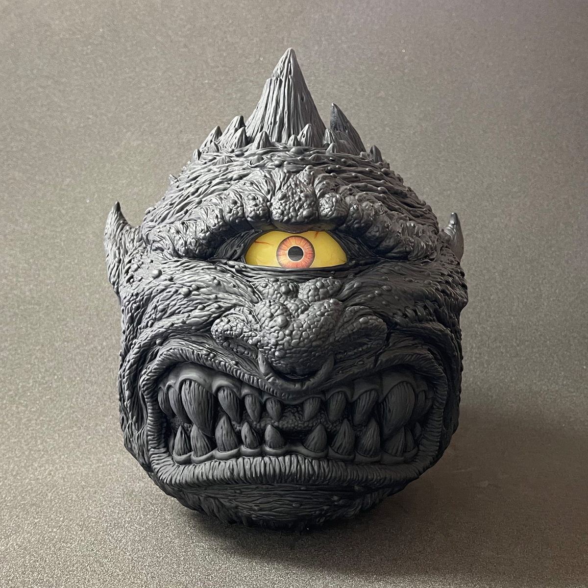 MADBALLS GIANT HORN HEAD VINYLフィギュア Madballs Giant Horn Head Figure